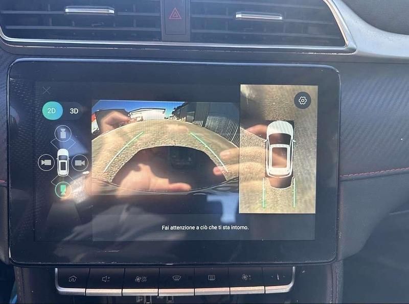 Usata MG ZS Luxury 111 CV (81 kW) 2023 Nero SUV