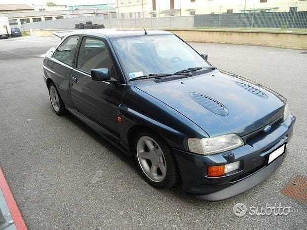 Usata Ford Escort RS 220 CV (161 kW) 1994 Verde Coupé