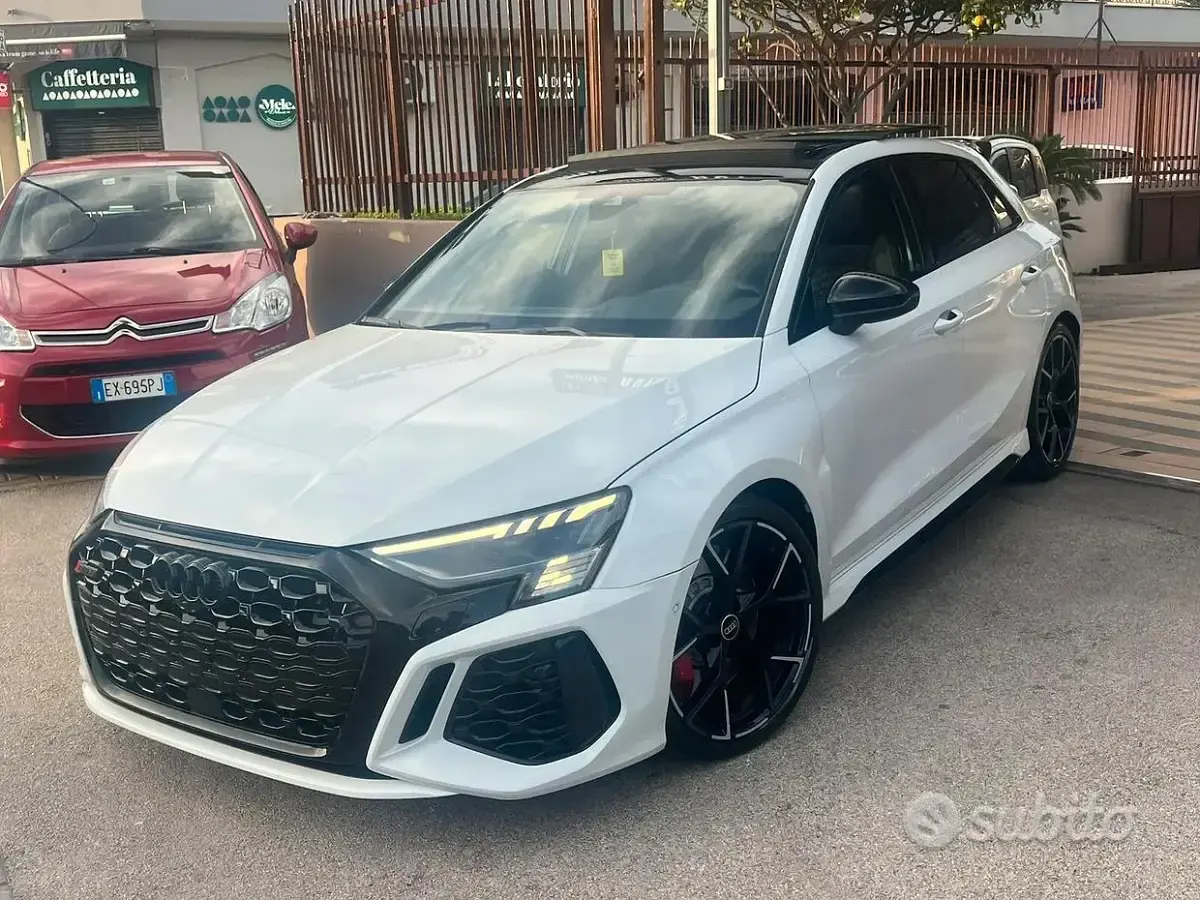 Usata Audi RS3 Ambiente 400 CV (294 kW) 2023 Bianco Berlina