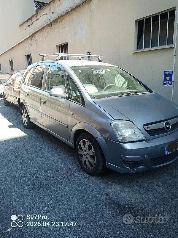 Usata Opel Meriva 90 CV (66 kW) 2006 Grigio Monovolume