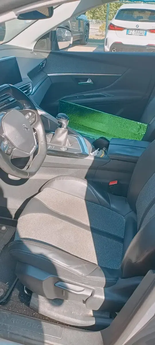 Usata Peugeot 3008 120 CV (88 kW) 2017 Bianco SUV