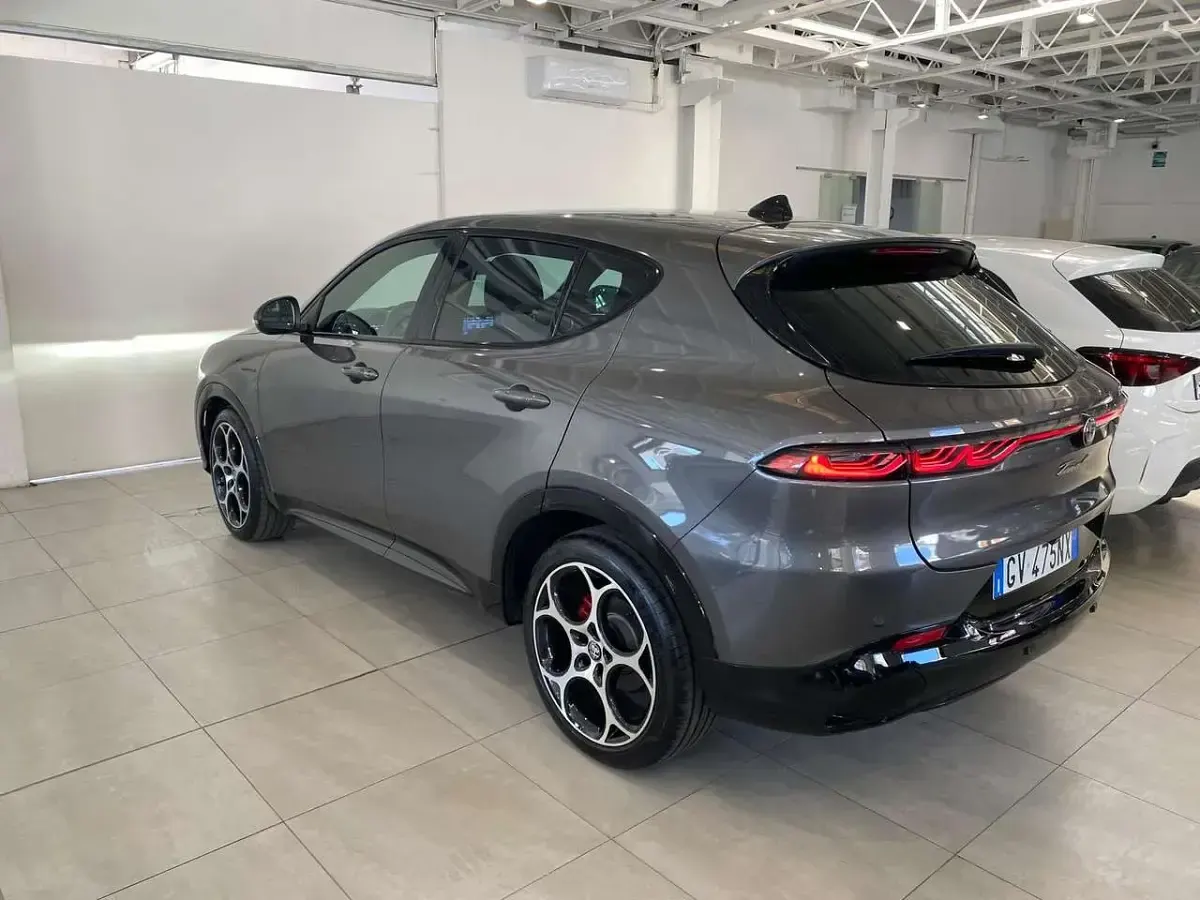 Occasion Alfa Romeo Tonale Veloce 160 ch (117 kW) 2025 Vari colori disponibili SUV