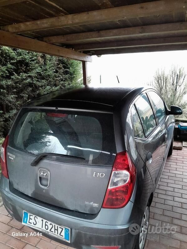 Usata 2013 Hyundai i10 Due volumi | 4900 € (Buon prezzo) - Immagine 1/2