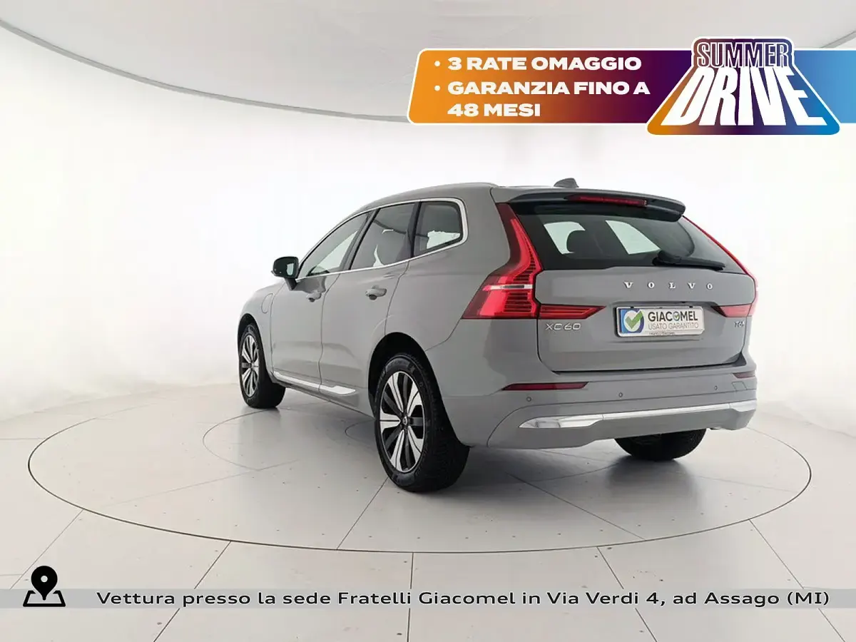 Usata Volvo XC60 Plus 349 CV (256 kW) 2024 Grigio SUV
