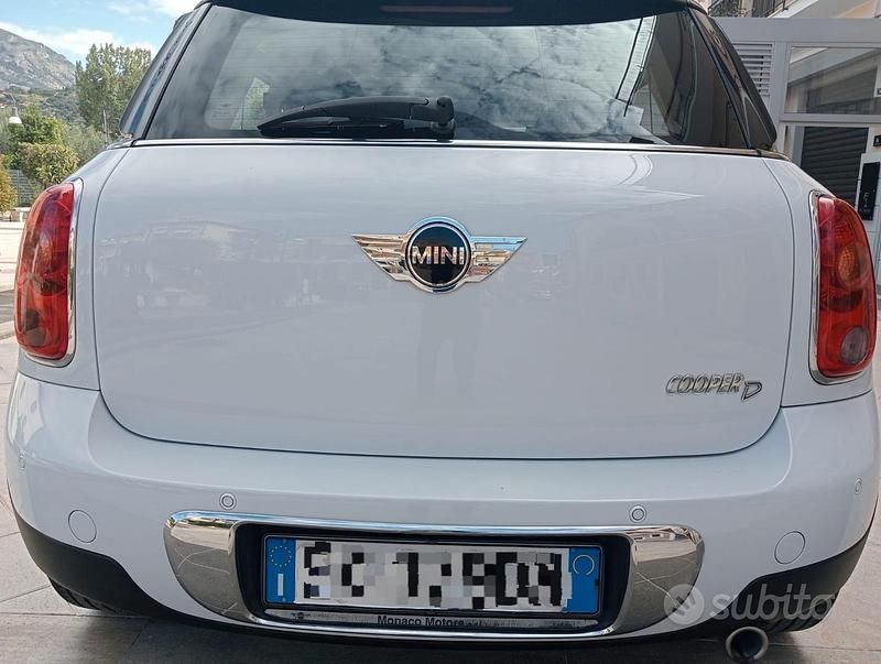 Usata Mini Countryman 111 CV (81 kW) 2011 Bianco SUV