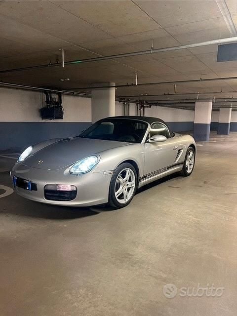Usata Porsche Boxster 239 CV (175 kW) 2005 Grigio Cabrio