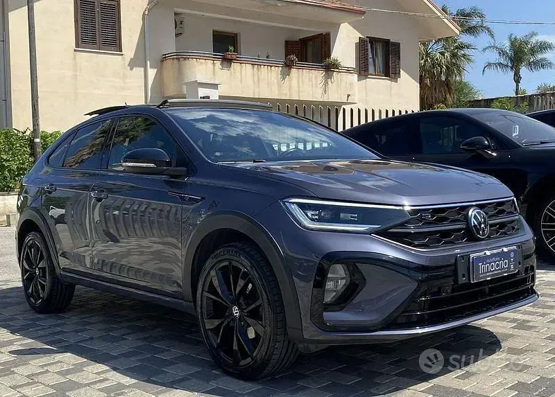 Usata VW Taigo R-line 110 CV (80 kW) 2022 Nero SUV