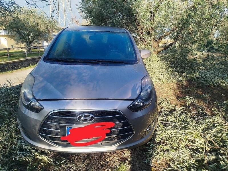 Occasion Hyundai ix20 90 PK (66 kW) 2017 Grijs Hatchback