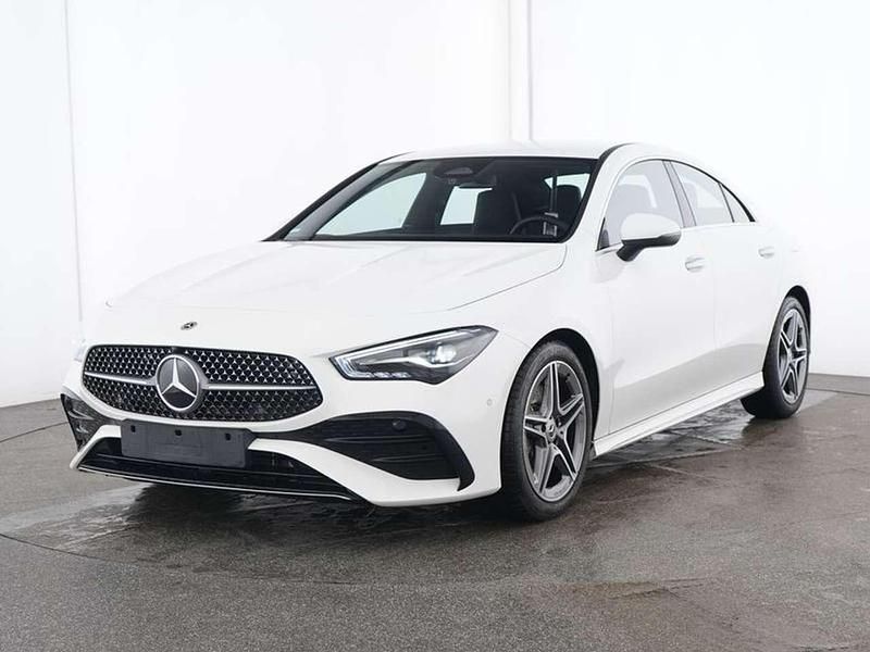 149 bianco polare Usata 2025 Mercedes CLA200 Advanced Plus Coupé | 35.900 € (Super prezzo) - Immagine 1/4