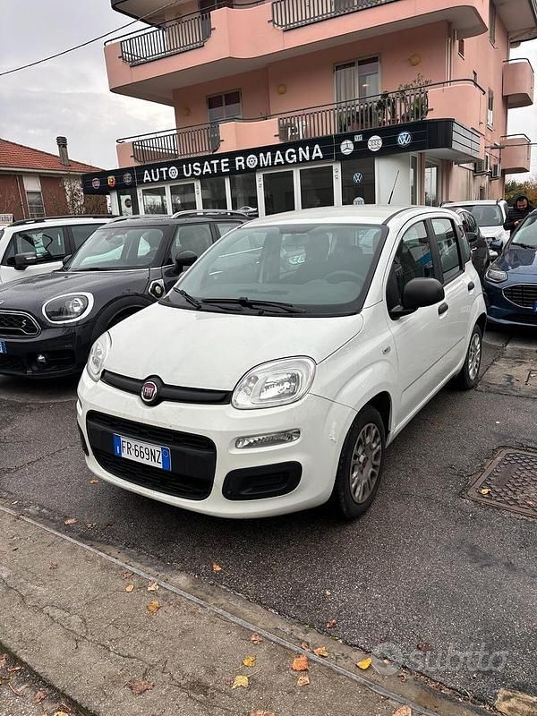 Usata Fiat Panda Easy 69 CV (50 kW) 2018 Bianco Utilitaria