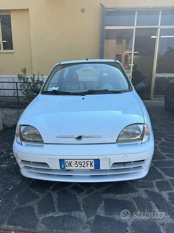 Usata Fiat 600 Anniversary 54 CV (39 kW) 2007 Utilitaria
