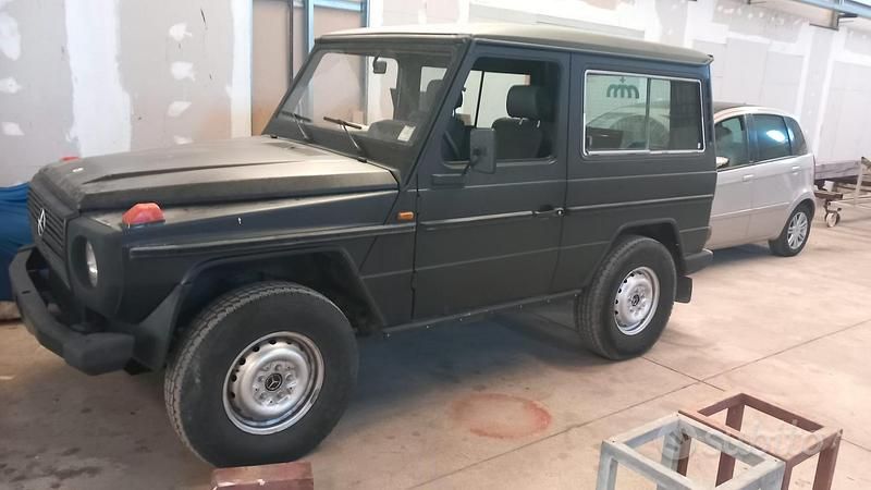 Usata Mercedes G250 84 CV (61 kW) 1988 Nero SUV