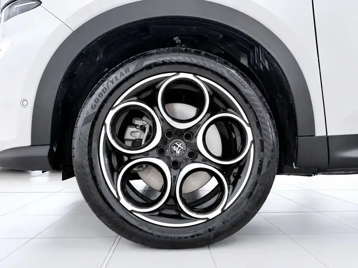Usata Alfa Romeo Tonale Sprint 280 CV (205 kW) 2025 Bianco SUV