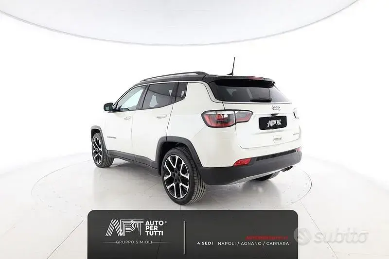 Usata Jeep Compass Limited 140 CV (102 kW) 2018 Bianco SUV