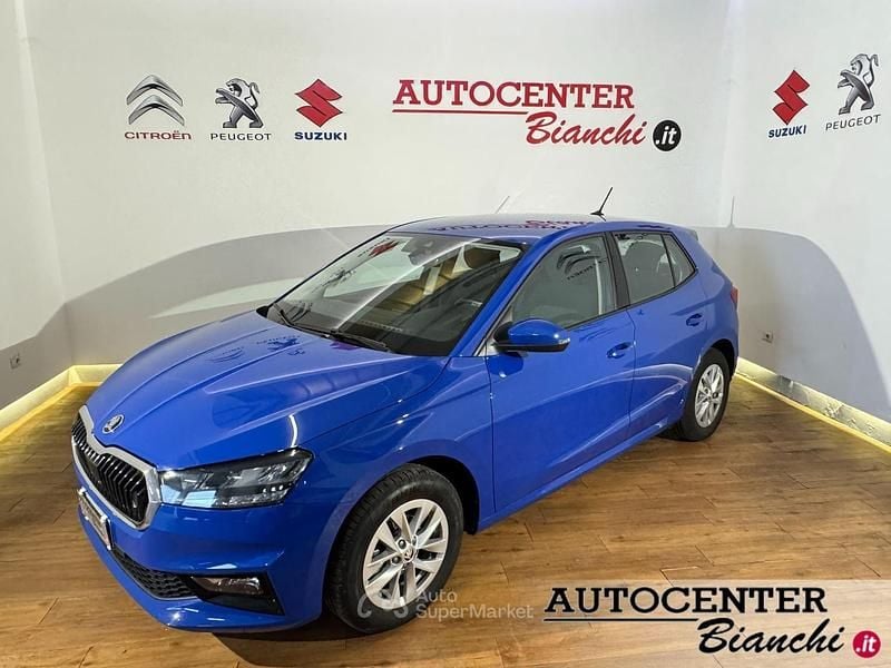 Blu Usata 2024 Skoda Fabia Selection Tre volumi | 16.200 € (Ottimo prezzo) - Immagine 1/4