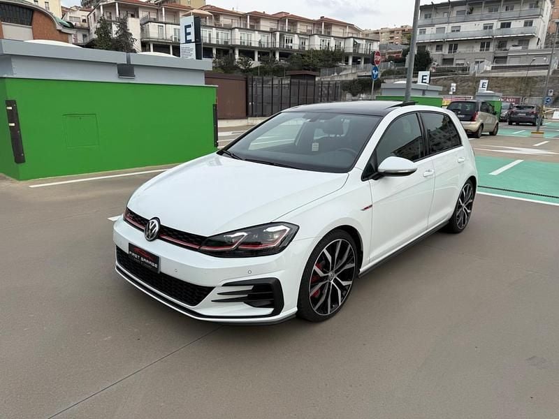 Usata VW Golf VII GTI 244 CV (179 kW) 2019 Bianco Berlina