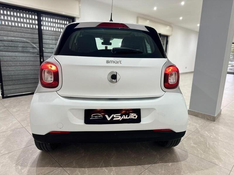 Usata Smart ForFour Passion 71 CV (52 kW) 2016 Bianco Utilitaria