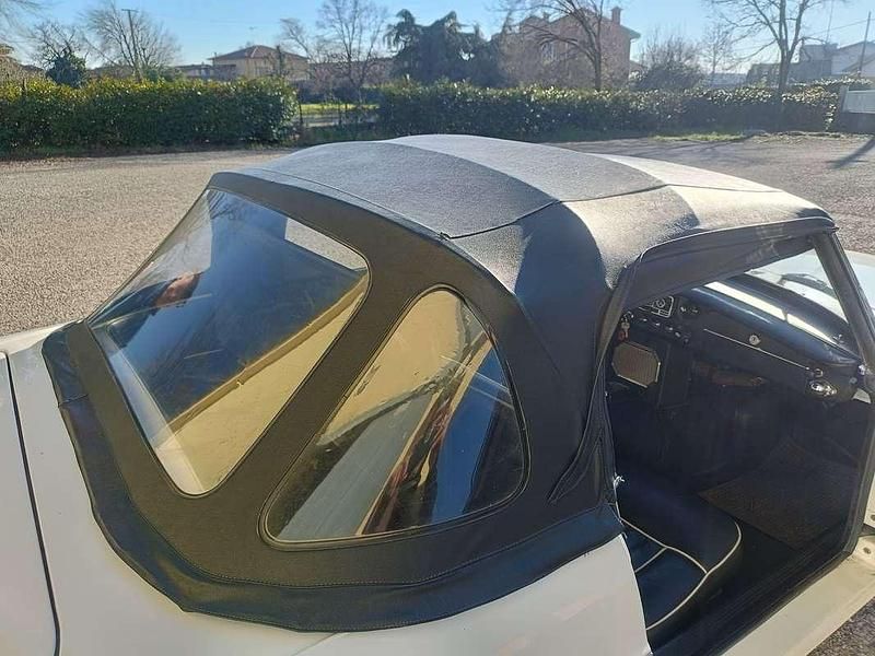 Usata MG B 95 CV (69 kW) 1966 Cabrio