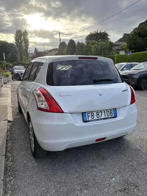 Brugt Suzuki Swift 75 HK (55 kW) 2015 Hatchback