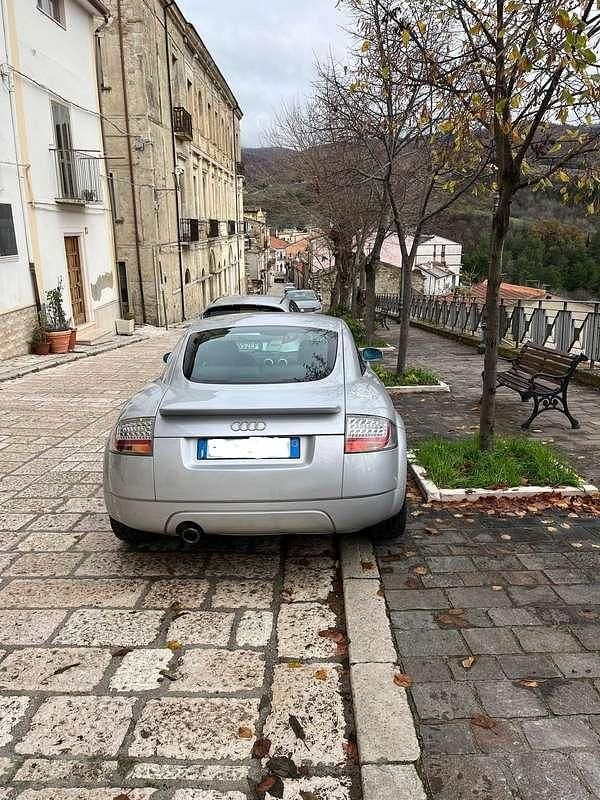 Usata Audi TT 179 CV (131 kW) 1998 Argento Coupé