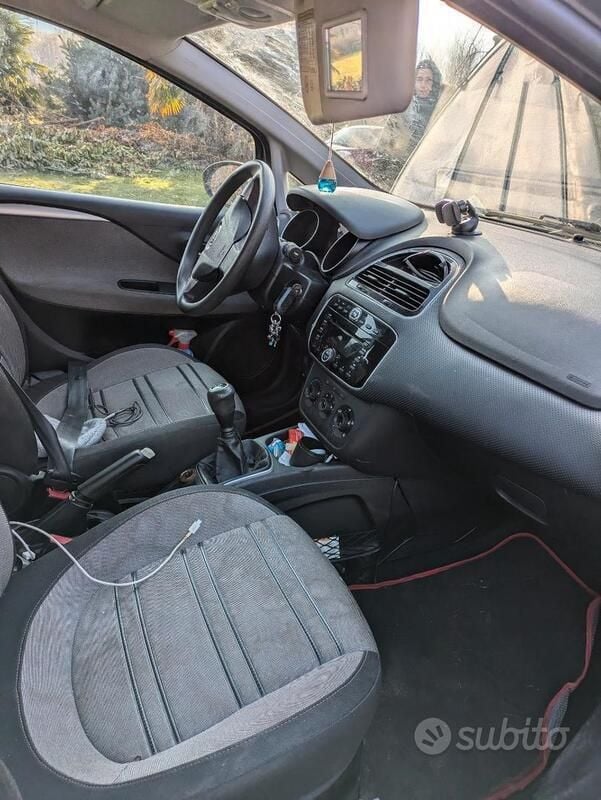 Usata Fiat Punto Evo 95 CV (69 kW) 2011 Nero Utilitaria