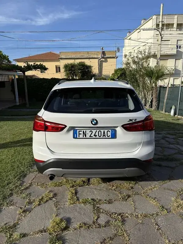 Usata BMW X1 150 CV (110 kW) 2017 Bianco SUV
