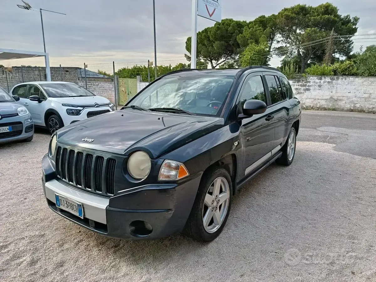 Usata Jeep Compass Limited 140 CV (102 kW) 2007 Grigio SUV