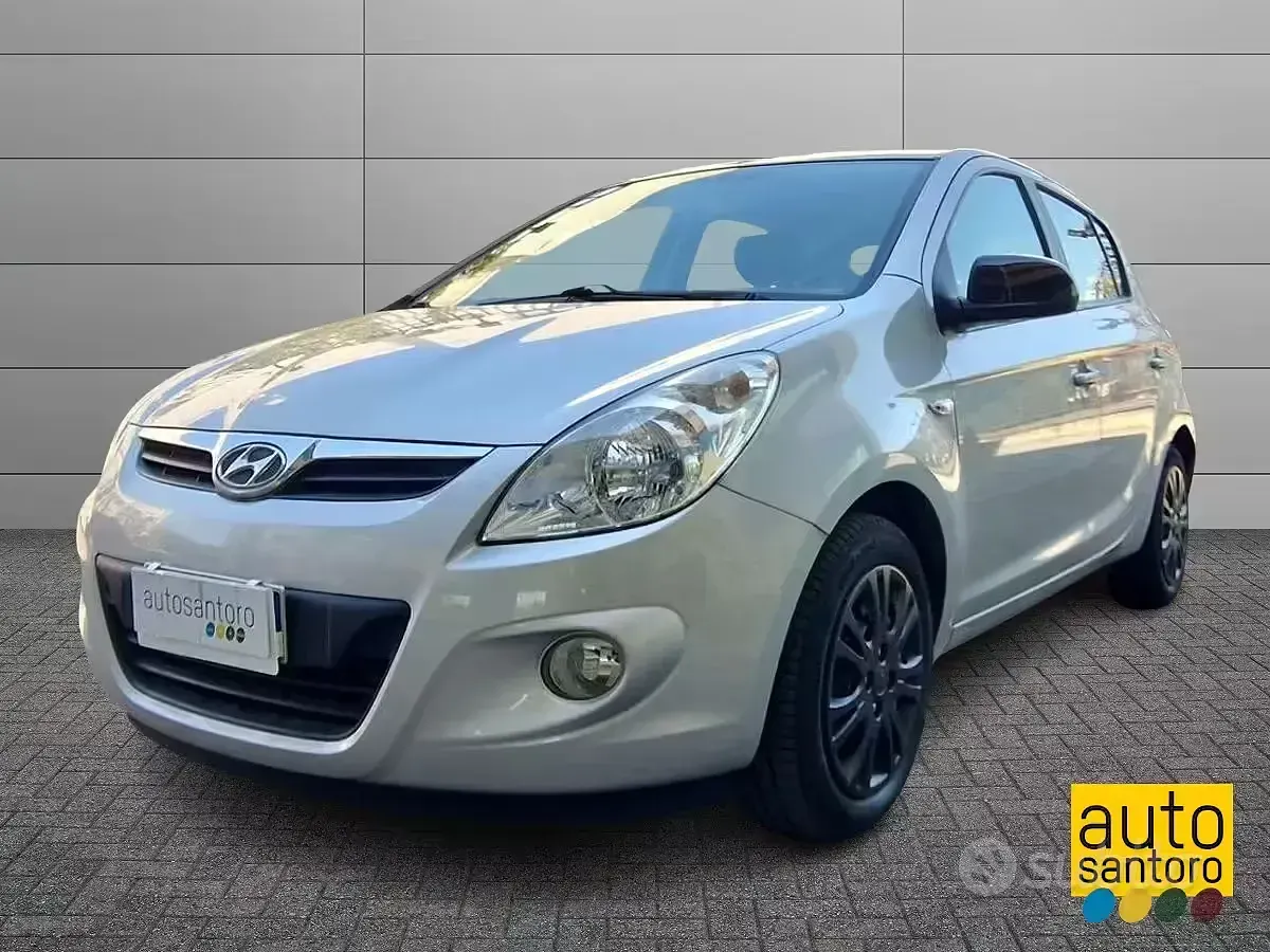Usata Hyundai i20 Comfort 78 CV (57 kW) 2010 Utilitaria