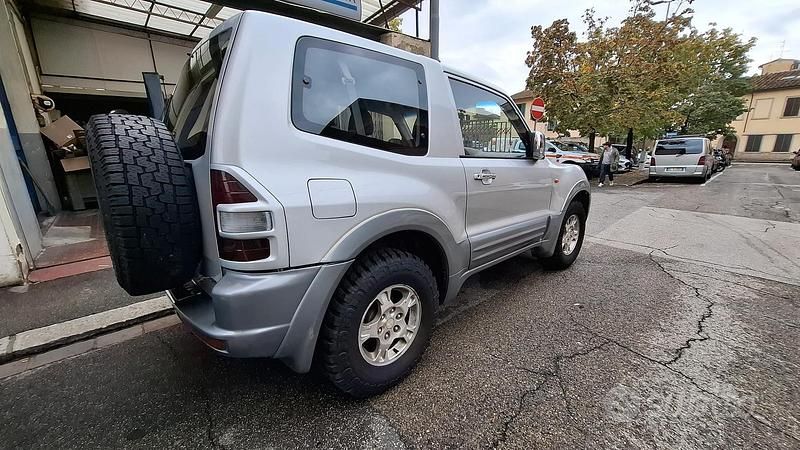 Usata Mitsubishi Pajero 160 CV (117 kW) 2002 SUV
