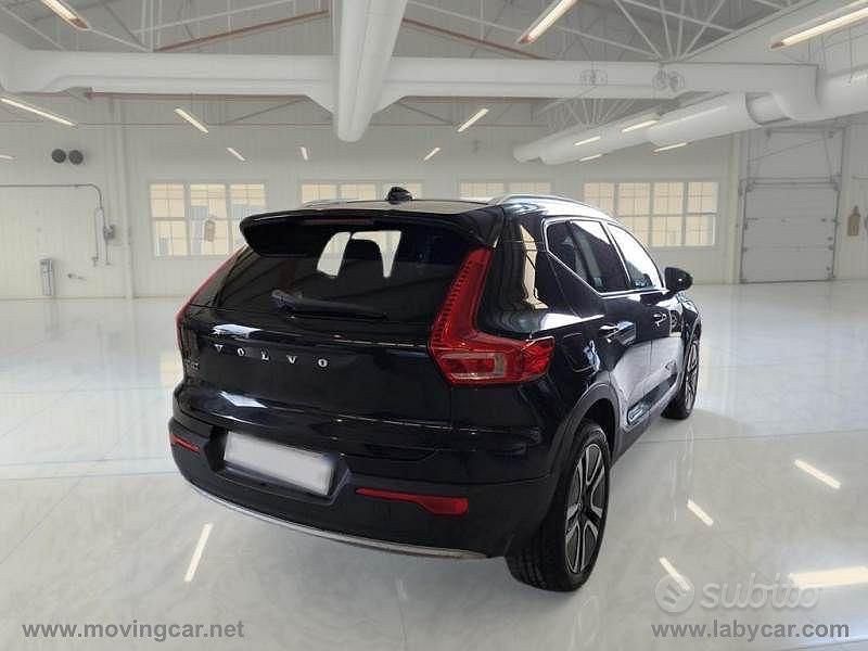 Usata Volvo XC40 Momentum 149 CV (109 kW) 2020 SUV