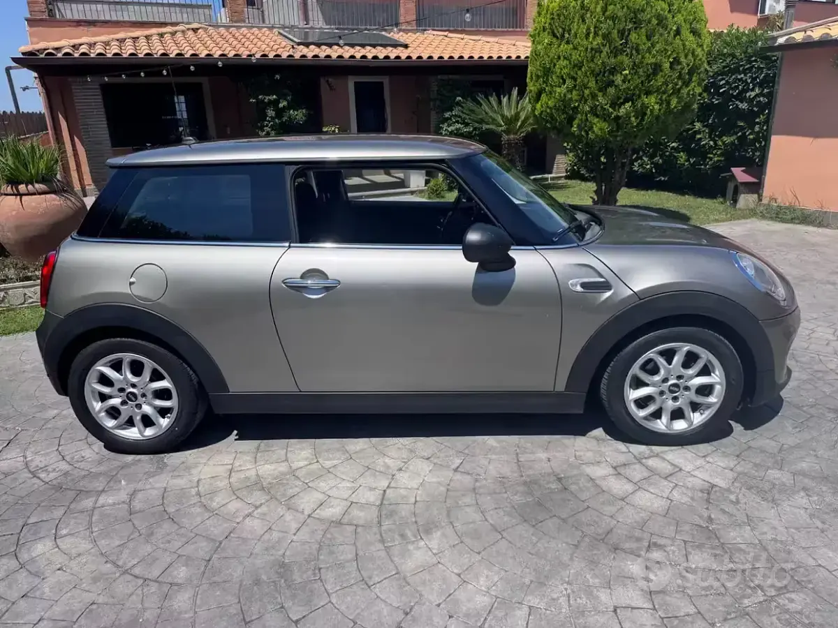 Usata Mini One D 95 CV (69 kW) 2016 Grigio Utilitaria