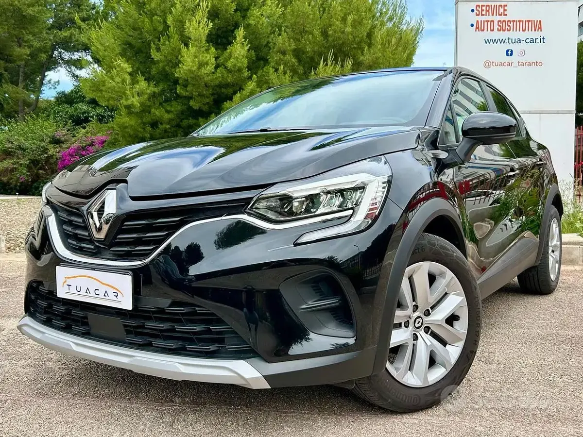Usata Renault Captur Equilibre 101 CV (74 kW) 2024 Nero SUV