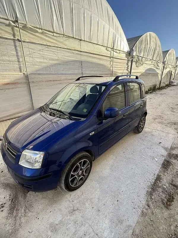 Usata Fiat Panda Emotion 60 CV (44 kW) 2008 Blu Utilitaria