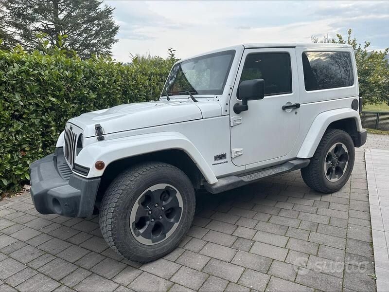 Usata Jeep Wrangler 200 CV (147 kW) 2014 Bianco SUV