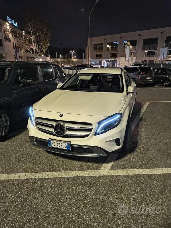 Usata Mercedes GLA200 2016 Bianco SUV