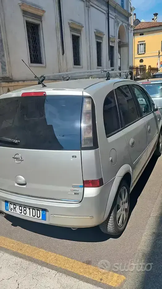 Usata Opel Meriva 105 CV (77 kW) 2008 Grigio Monovolume