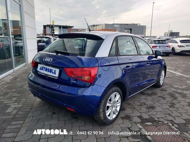 Usata Audi A1 Sportback Ambition 105 CV (77 kW) 2014 Blu/azzurro Utilitaria