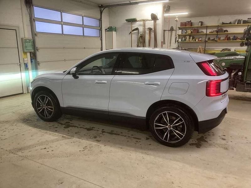 Usata Volvo EX30 Core 75 kW (102 CV) 2024 Blu/azzurro SUV