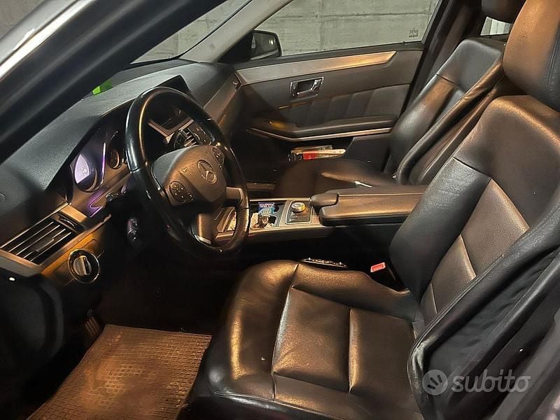 Usata Mercedes E350 2010 Grigio Station wagon