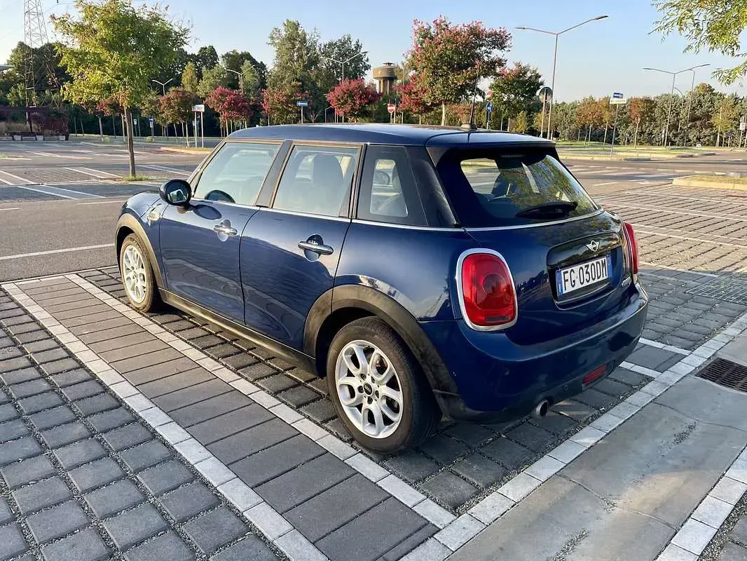 Usata Mini Cooper D Business 116 CV (85 kW) 2016 Utilitaria