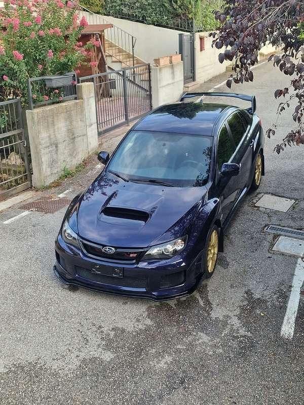 Usata Subaru Impreza 300 CV (220 kW) 2011 Blu/azzurro Berlina