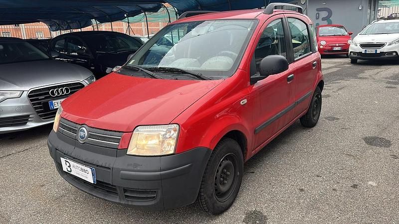Usata Fiat Panda Dynamic 69 CV (50 kW) 2005 Rosso Utilitaria