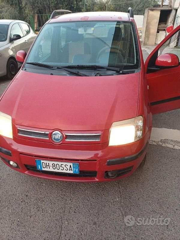 Usata Fiat Panda 77 CV (56 kW) 2007 Rosso Utilitaria
