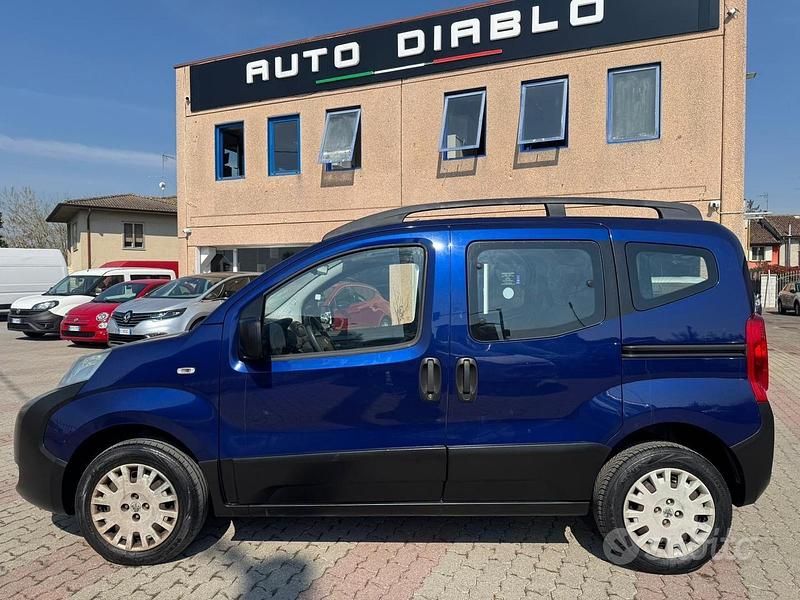 Usata Peugeot Bipper Premium 70 CV (51 kW) 2009 Blu Monovolume