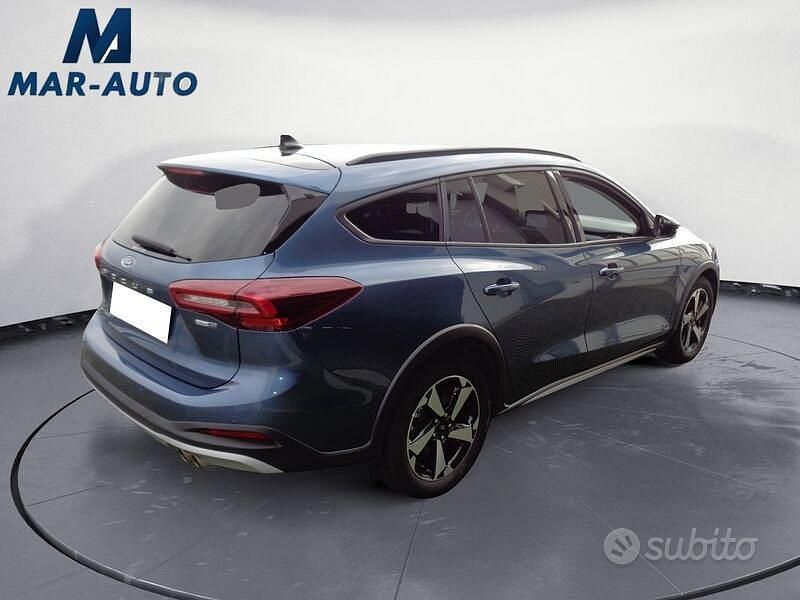 Usata Ford Focus Active 125 CV (91 kW) 2023 Blu/azzurro Station wagon