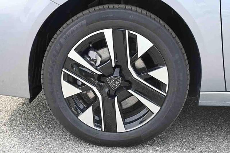 Nuova Peugeot 208 Allure 2026 Grigio Utilitaria