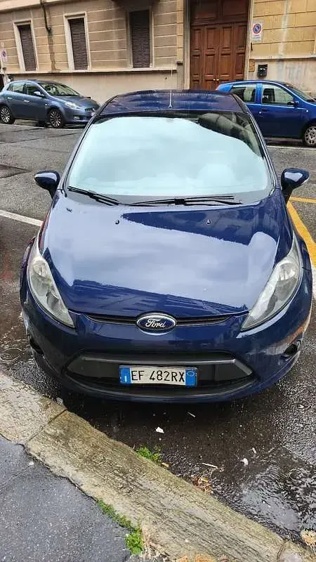 Usata Ford Fiesta 92 CV (67 kW) 2010 Berlina