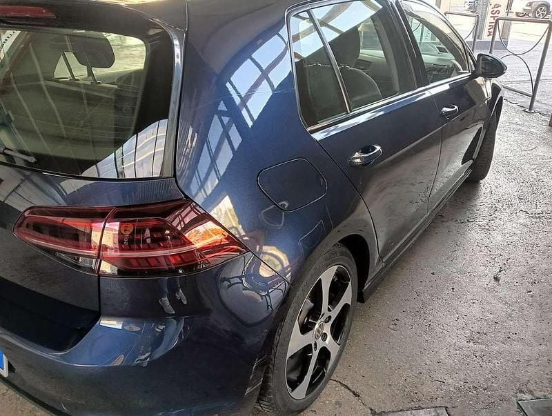 Usata VW Golf VII Highline 122 CV (89 kW) 2013 Berlina
