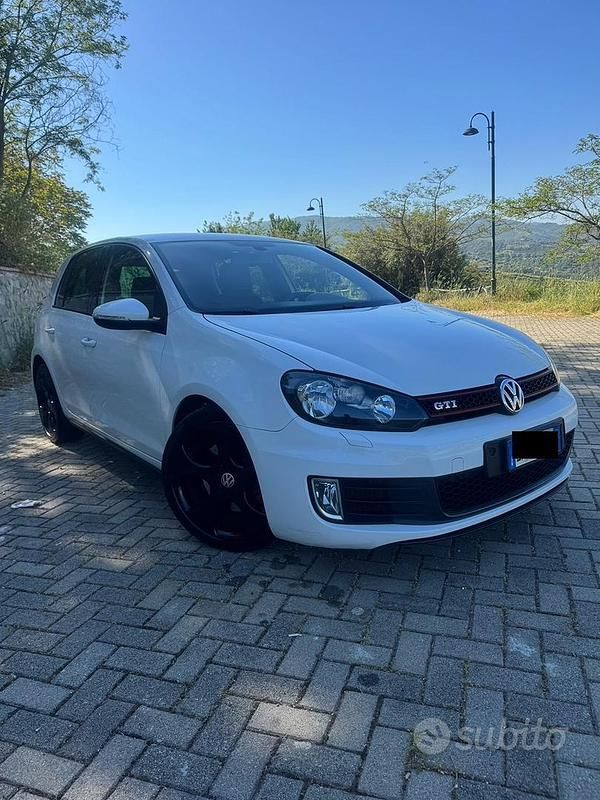 Usata 2011 VW Golf VI GTI Utilitaria Calabria Privato 10 000 usata-2011-vw-golf-vi-gti-utilitaria-calabria-privato-10-000