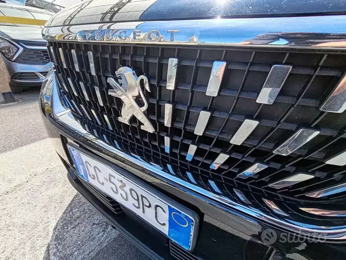 Usata Peugeot 3008 Business-Line 131 CV (96 kW) 2020 Nero SUV